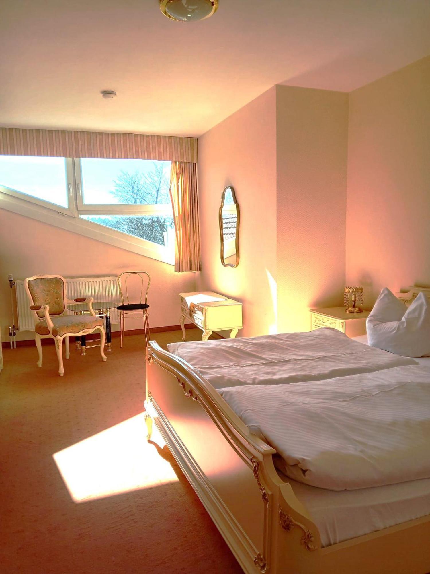 Hotel Hahnenkleer Hof กอสลาร์ ภายนอก รูปภาพ